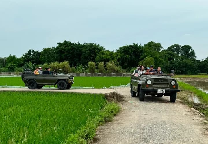 Hai Van Pass Jeep Transfer