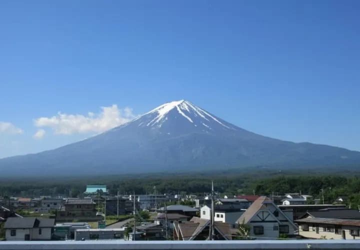 Fujisan Resort Hotel (or similar)