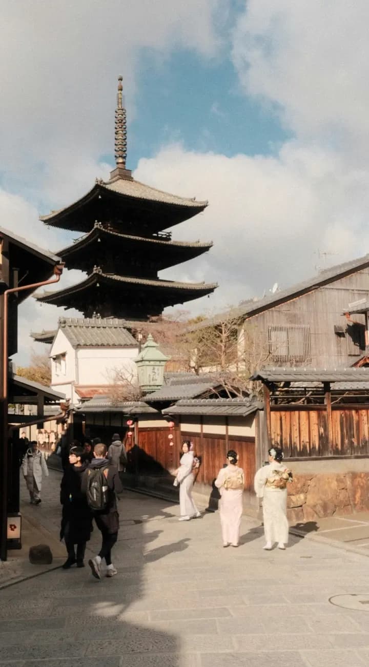 Into Kyoto. 
