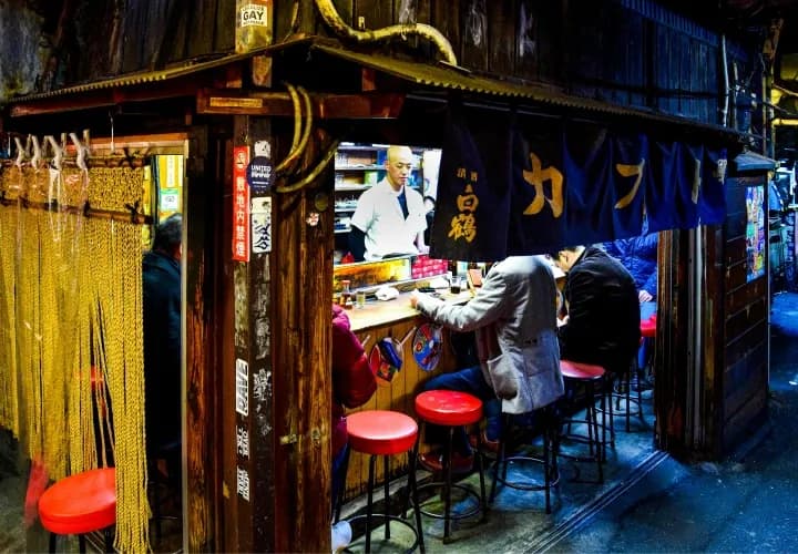 Izakaya Hopping Tour in Naha