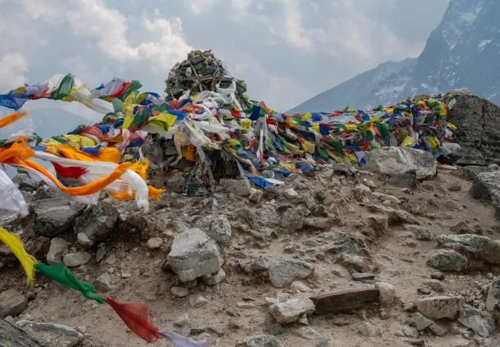 Day 9: Thukla Memorial Pause and En route to Lobuche
