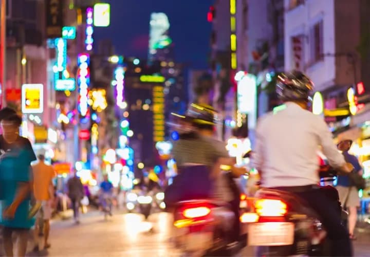 Evening Vespa Nightlife and Street Food Tour