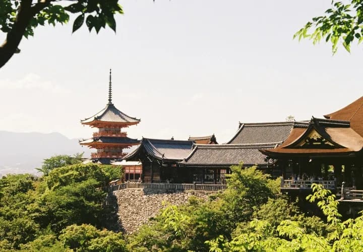 Bullet Train to Kyoto and Kiyomizu-dera at Golden Hour Tokyo to Kyoto