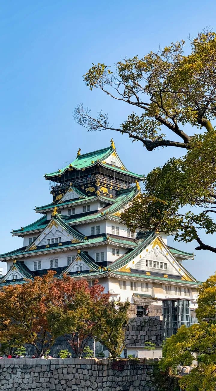 Osaka Castle, Nakanoshima and Umeda Sky Building.