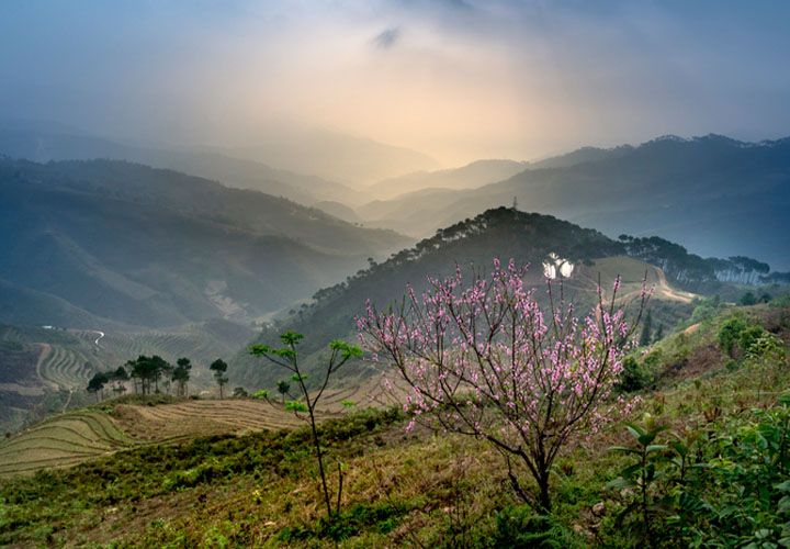 Ride Through Yen Tu Spiritual Trail