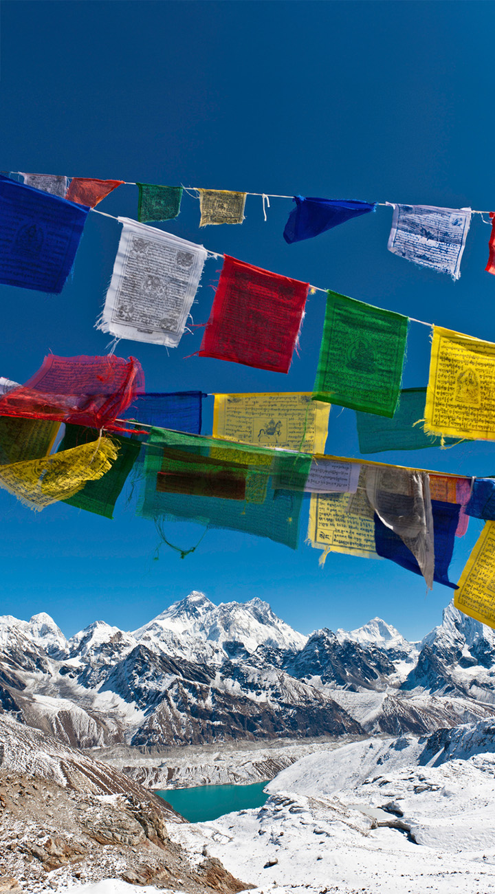 Trek to Lobuche (4,900m)