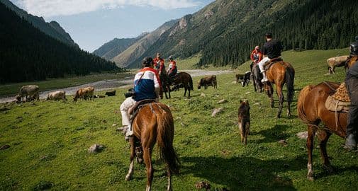 Horseback Trek Across Kilemche Valley 