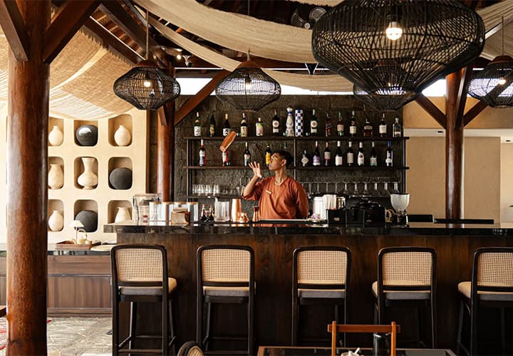 Daily Cocktails, Beers & Afternoon Tea