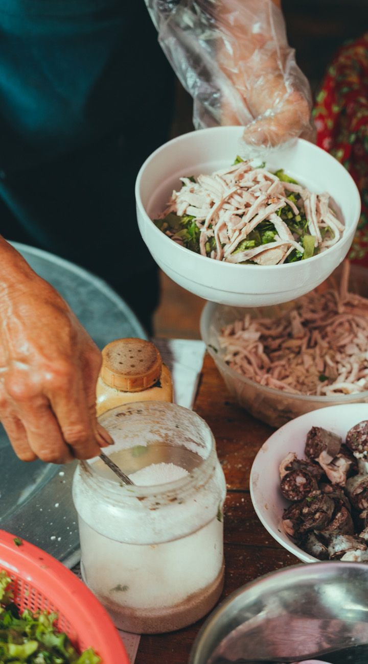 Caves, Cooking & the Night Bus