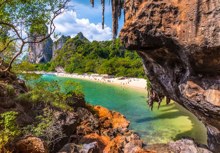 Four Islands Speedboat Tour