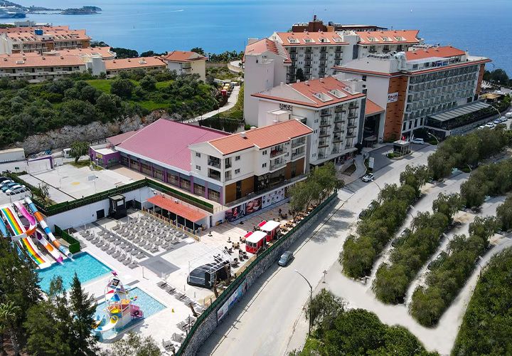 Ramada Hotel & Suites by Wyndham – Kuşadası