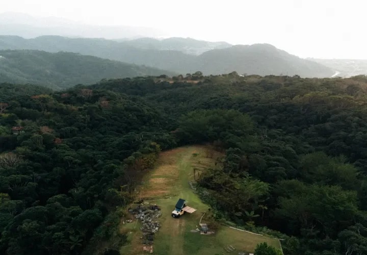 Okuma Mountains or Freedom Camp (or similar)