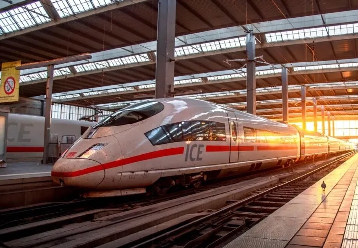 Transfer from Munich Hauptbahnhof to Stoketoberfest