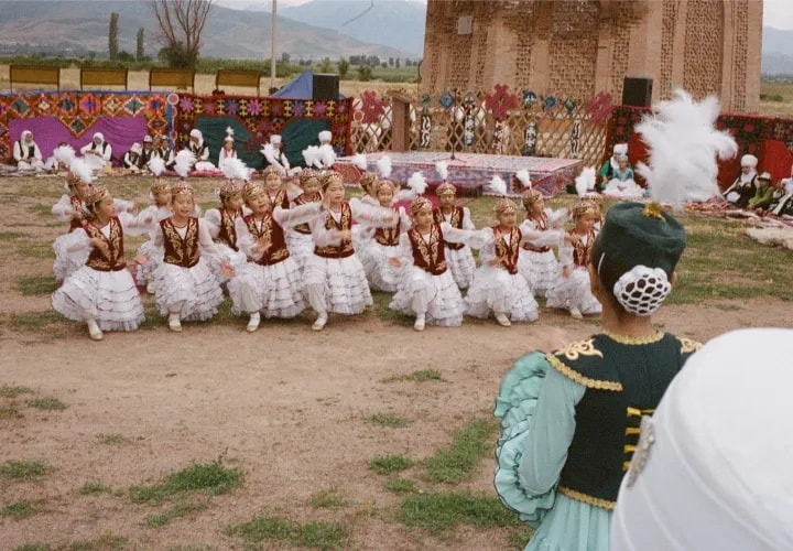 Nomadic Cultural Visits at Son-Kul