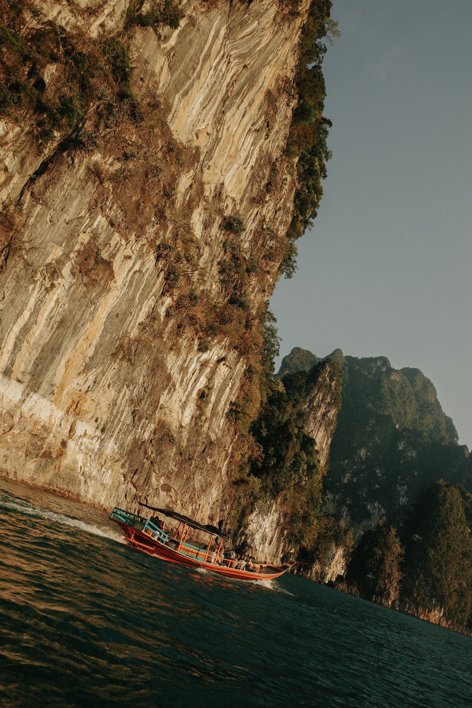Phuket to Khao Sok – Floating Bungalow Check-In