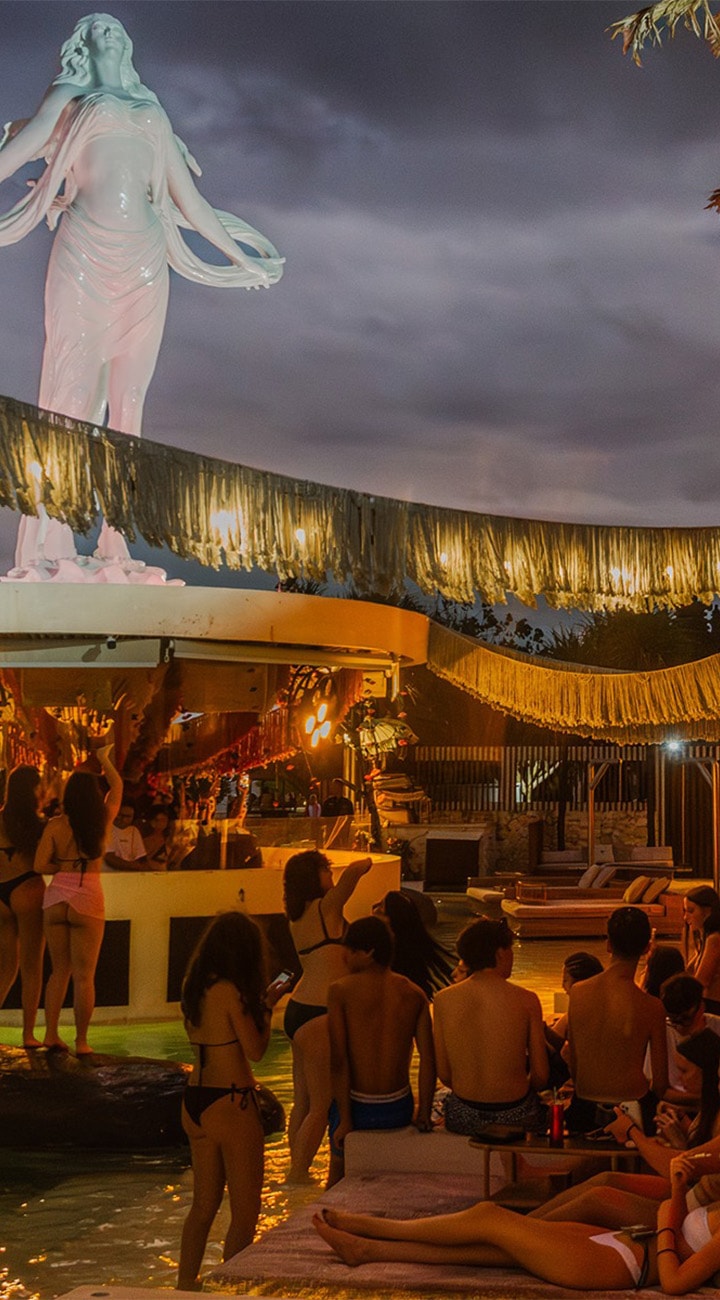 Beach Club Bliss