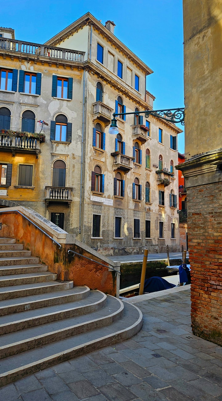 Settle into Mestre