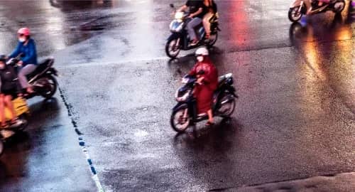 Saigon by Vespa After Dark